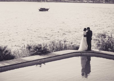 Bacio in riva al mare